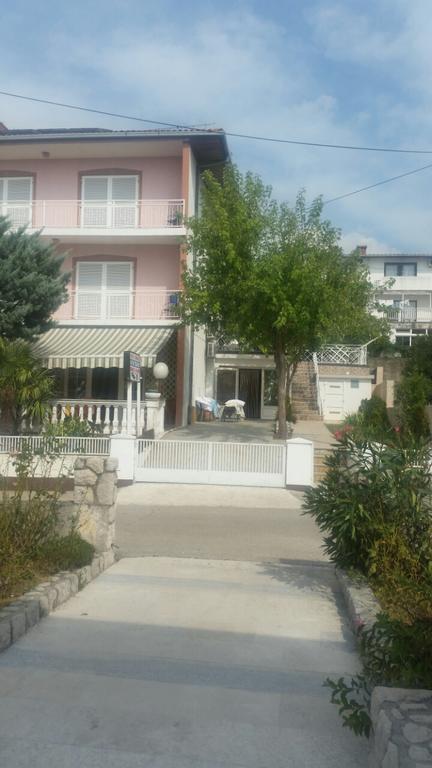 Apartmani Royal Zganec Crikvenica Exterior foto